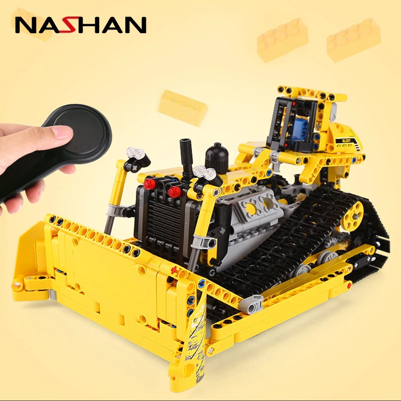 

2018 RC Motorized Excavator Bricks Engineering Building Blocks Remote Control Toys Educational Brick for Children Birthday Gifts