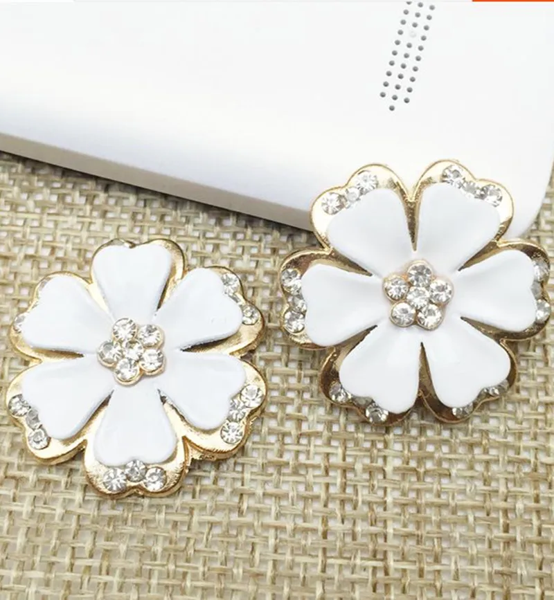 

22*22 MM Fashion Flower Flatback Rhinestone Buttons Wedding Invitation Card Dexoration Cloth DIY Accessories 24pcs/lot MYQB055