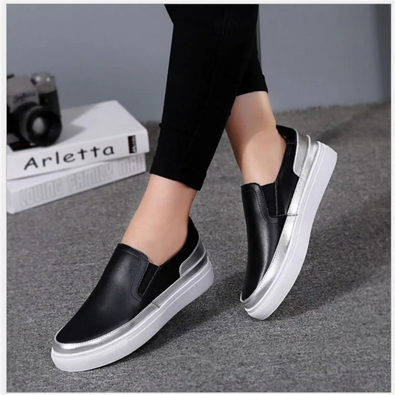 Leather Flat Foot Loafers High-quality women's leather shoes black silver flat shoes soft bottom student shoes