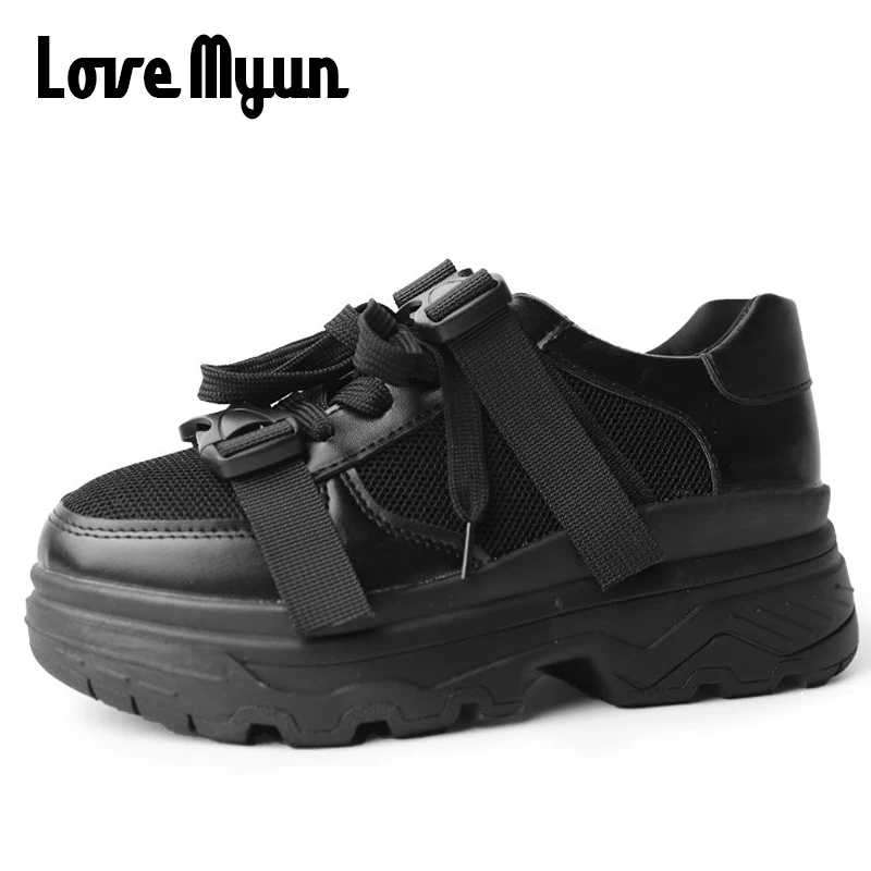 women's black and white shoes