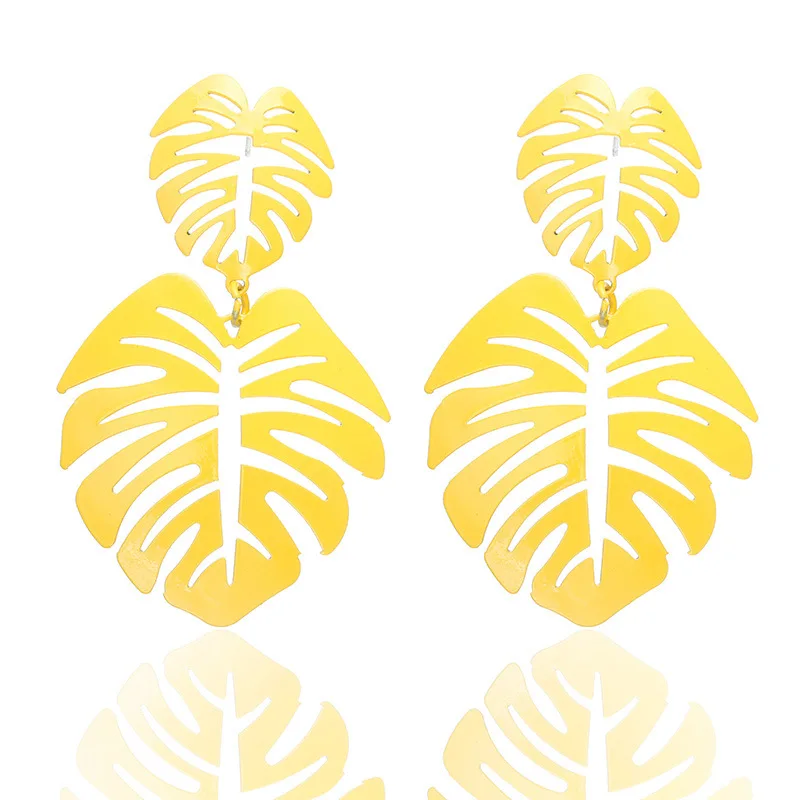 

Charmsmic Hollow Yellow Tree Leaves Drop Earrings Green Tree Leaf Dangle Earrings Irregular Candy Color Women Romantic Jewelry