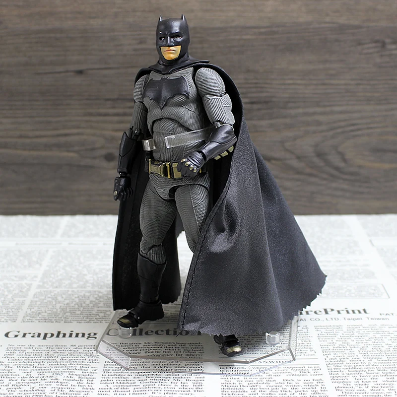 DC Comics Batman Figure The Dark Knight Rises Batman PVC Action Figure