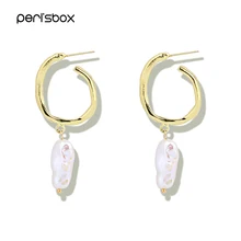 Peri'sBox нежные Необычные Висячие жемчужные серьги-кольца для женщин, геометрические круглые очаровательные серьги, маленькие обручи, свадебные серьги