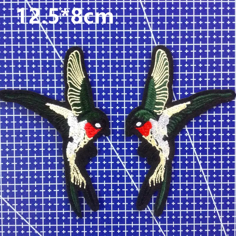

12.5*8cm hummingbird pattern embroidery iron-on mirrored patch,embroidery hummingbird patch,LY0808D