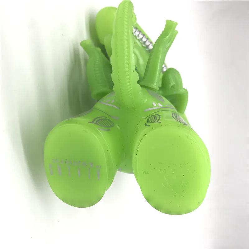 Exclusive Original Loot Crate Alien Titan Vinyl Figure Zeno Morph Variant GITD NO BOX Exclusive Original Loot Crate Alien Titan Vinyl Figure Zeno Morph Variant GITD NO BOX