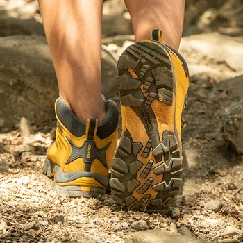 

Clorts Warm Winter Sneakers for Women Waterproof Shoes Women Sneakers for Women Winter Mountain Shoes Hunting Boots HKM-822