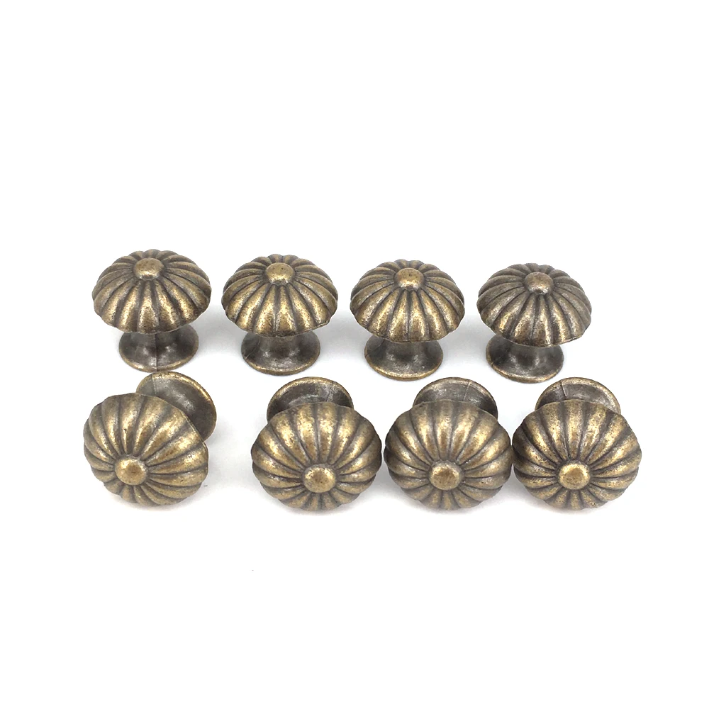 8PCS Miniature Vintage door Knobs Drawer Pulls 18*17MM Small Drawer
