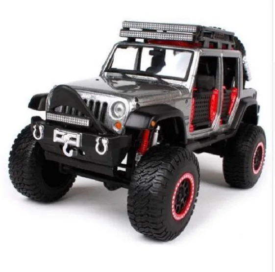 MAISTO 1:24 внедорожник KINGS JEEP WRANGLER неограниченное литье под давлением модель автомобиля