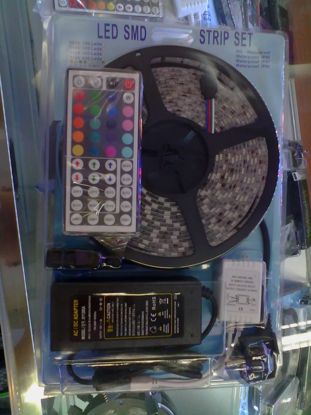 

5meters/lot 60 led/m 5050 W/RGB led strip,5m/60W,44 key controller,12V 5a adapter transfomer,high lumens,Complete set,ip65