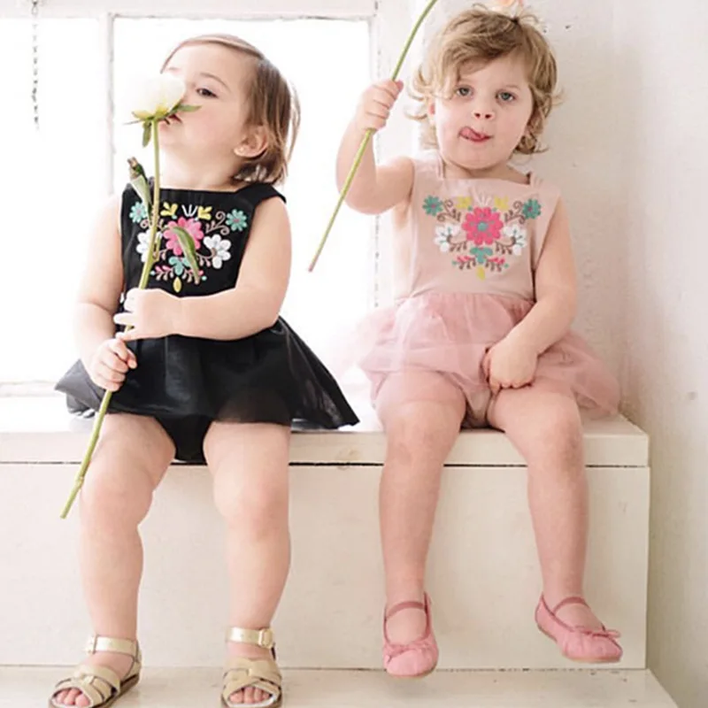 

2018 Summer Hot Selling Baby Gilrs Sleeveless Pure Cotton Floral Embroidery Bodysuit Children National Wind Children Clothing