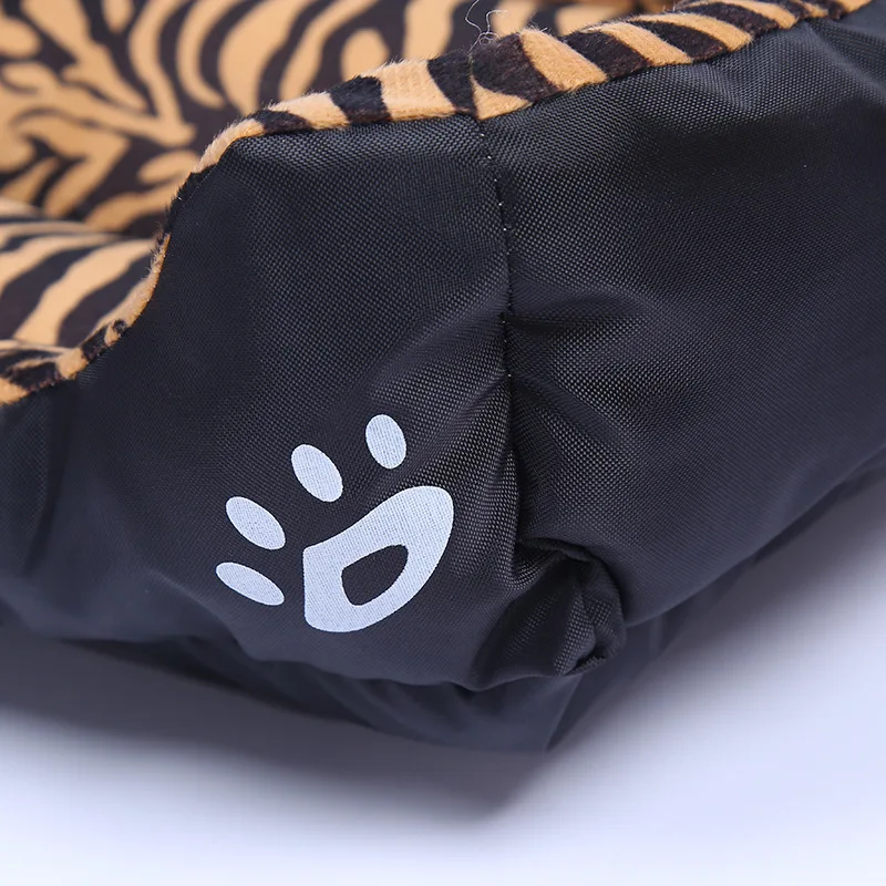 4295646493_937248073