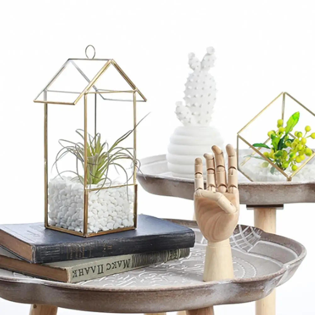 

Glass Flower Room with House Shape and Metal Frame Be Used to Put Dried Flowers Micro Landscape Toy Mode Crafts or Sundries