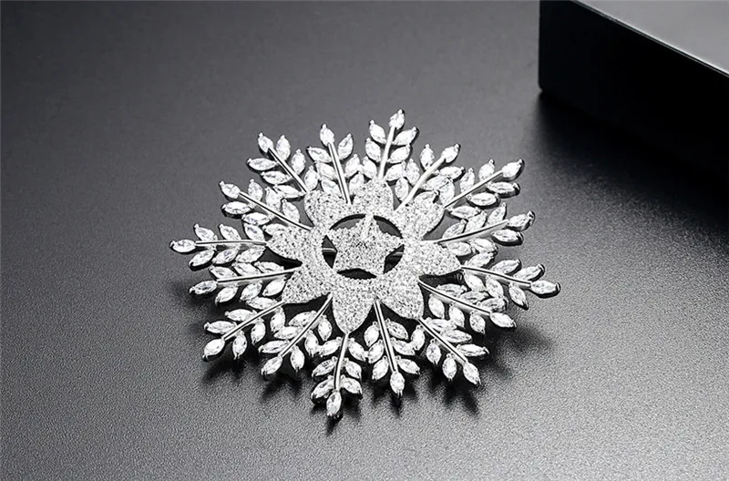 20e01 925 sterling silver brooched (8)