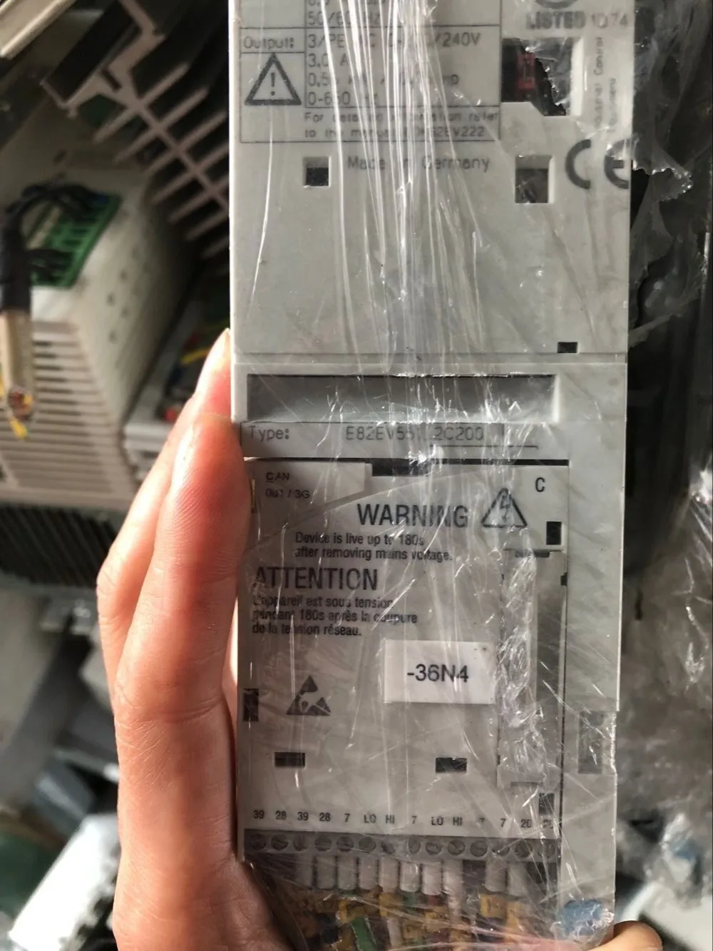 E82EV551-2C200 хороший внешний вид, 90%, 90 дней гарантии