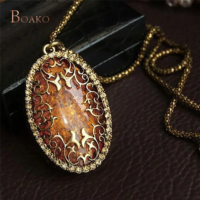 

Gold-Color Stone Vintage Cameo Crystal Pendant Necklace for Women Sweater Long Chain Statement Necklaces 76cm Jewelry Z4
