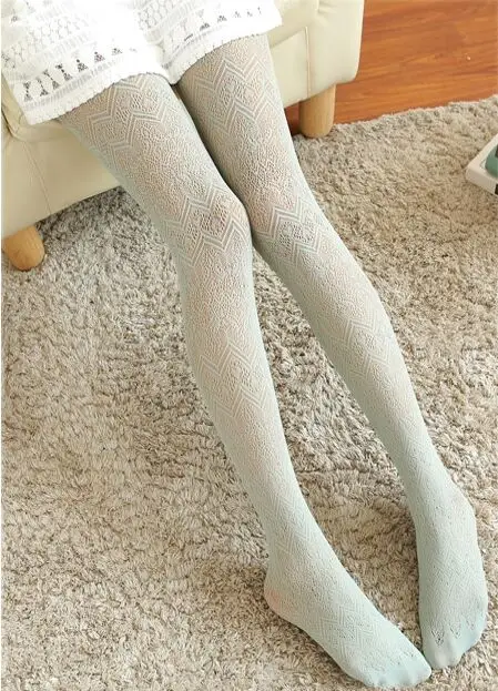 Lace Jacquard Weave Hollow Out Sexy Pantyhose Slim Vintage White Ultrathin Lucency Women Silk Socks Charming Legs Render Socks 3