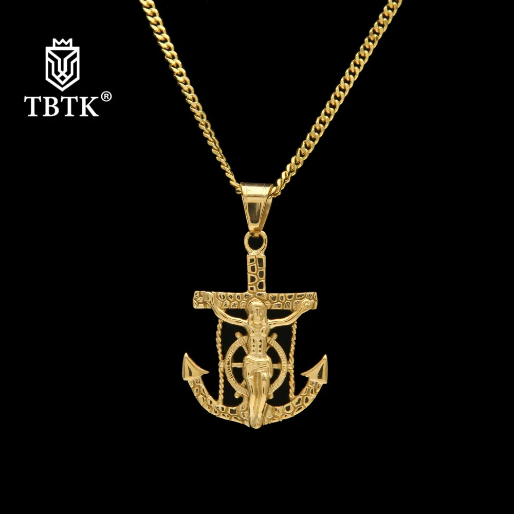 Vintage gold plated ship anchor pendant.