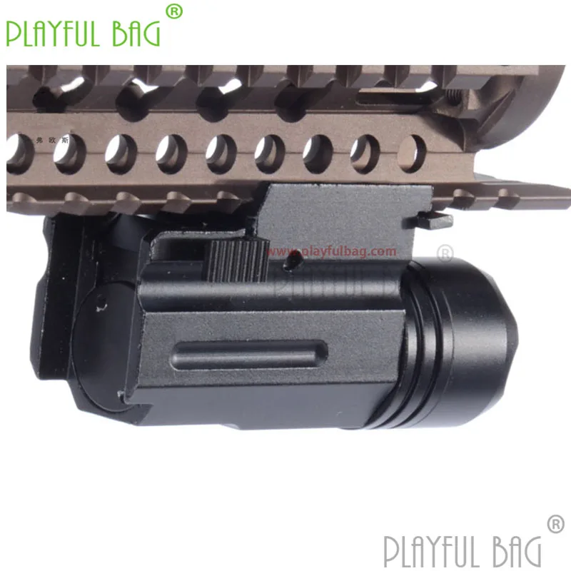Активного отдыха CS оборудование тактический фонарик свет целью повесить фонари игрушки воды пулевой пистолет лучший подарок Z18