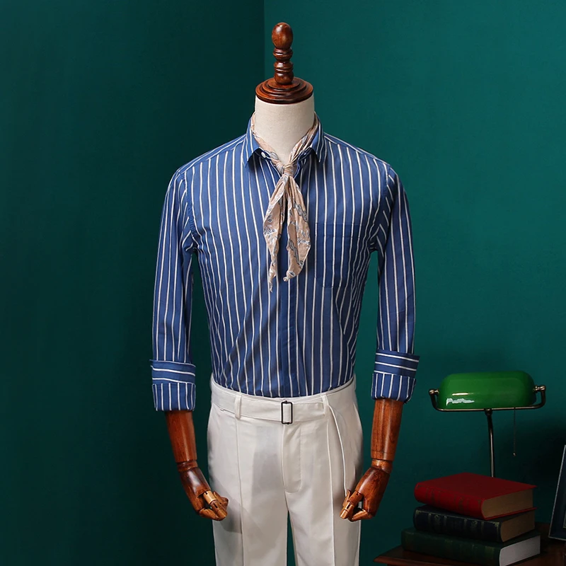 Новое поступление мужские корейские летние тонкий длинный рукав рубашки в британском стиле черные и синие полосы мужской Бизнес Рубашки