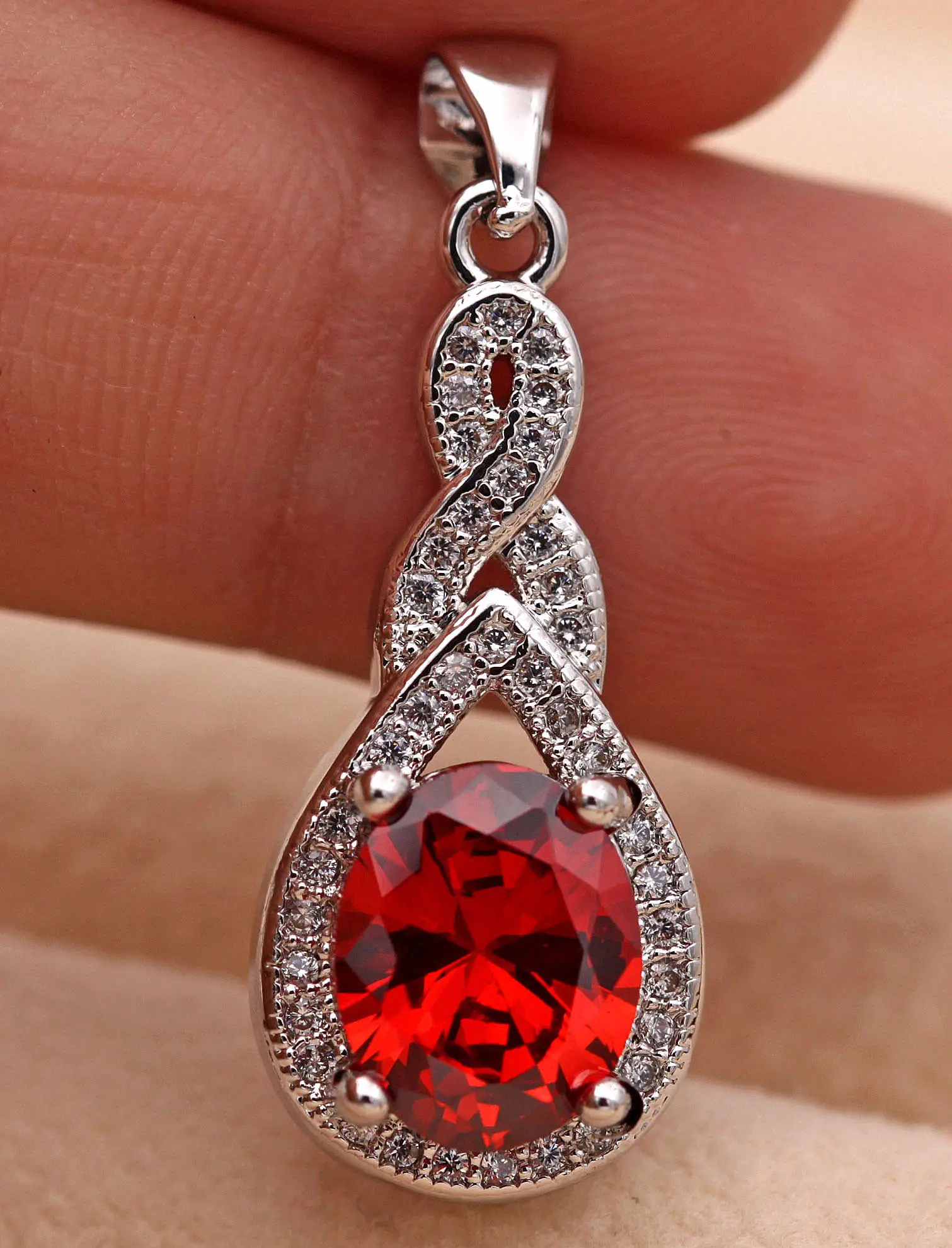 OBS0470_Red (1)