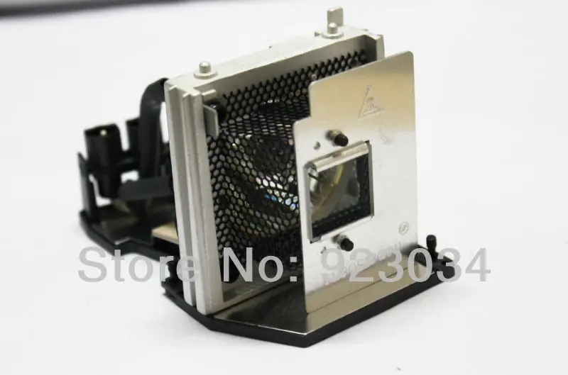 

projector lamp TLPLW3A for Toshiba TDP T90AU/T91AU/AU/T90A/T91A/TW90A/TW90AU