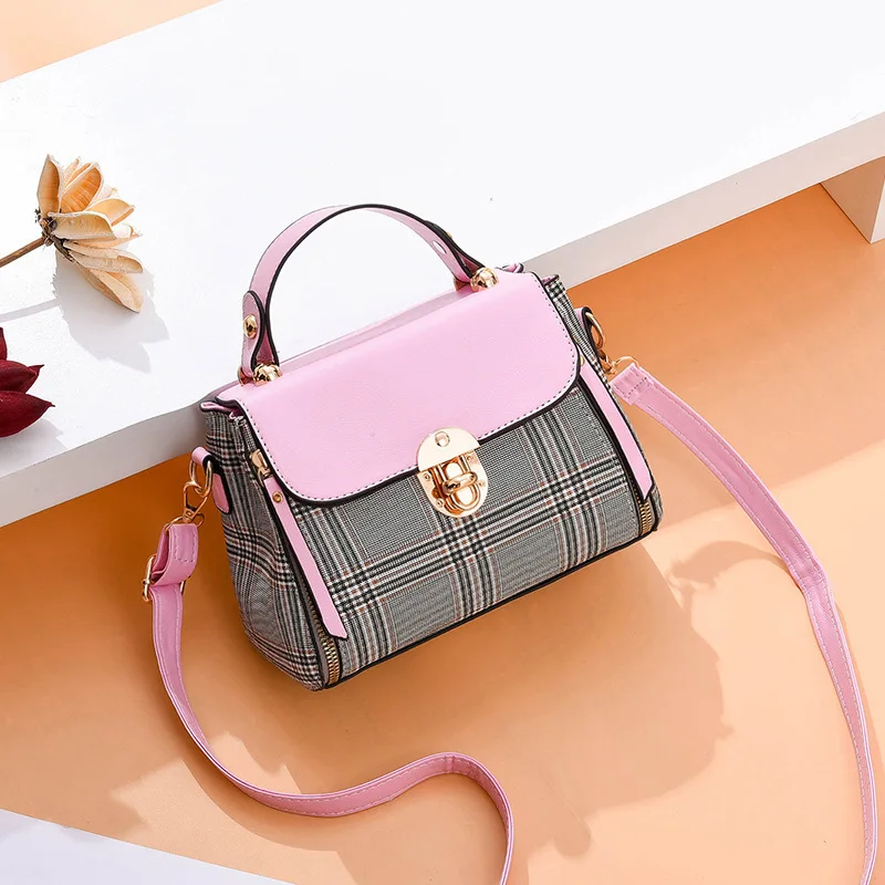 

Small Bags Female 2019 Spring and Summer New Style Cool Women Bag Korean Version of Fresh Fashion Shoulder Messenger Packet