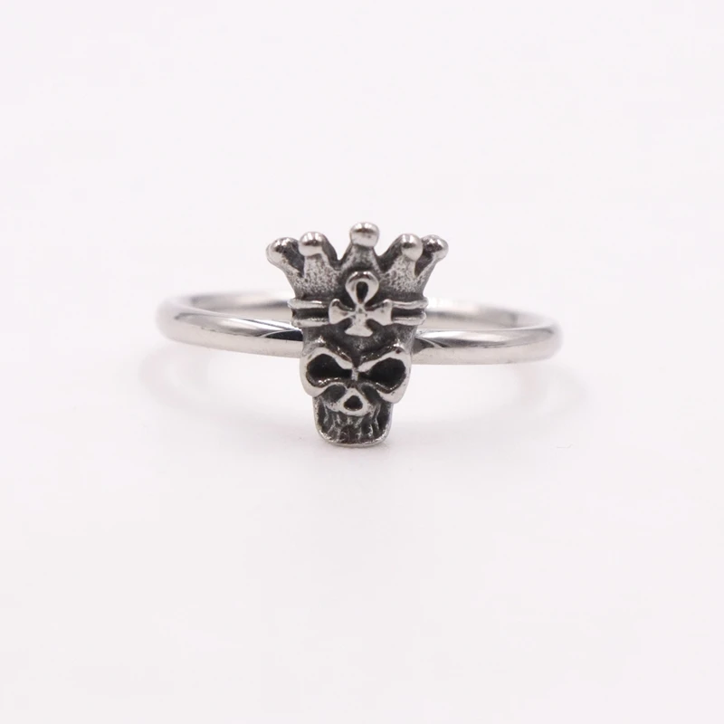 evil skull ring (8)