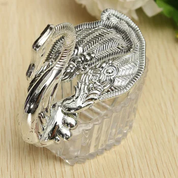 

New Wholesale Wedding Party Supplies Christmas Valentine's Celebration Gift Elegant Romantic Swan Candy Box Favours Decoration