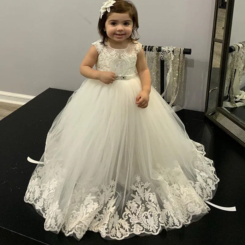 arabic-2019-floral-lace-flower-girl-dresses-ball-gowns-child-pageant-dresses-long-train-beautiful-formal-little-kids-flower-girl-dresses (1)