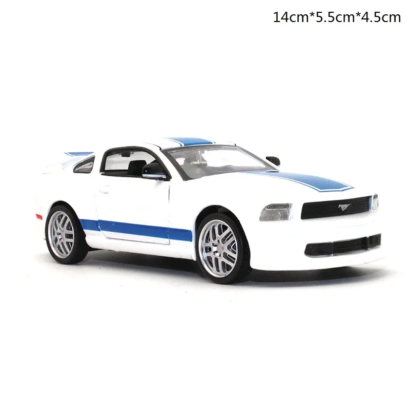 1:32 литая модель автомобиля металлический материал детские игрушки Ford Mustang пикап Buick танк Различные стили Игрушечная модель автомобиля