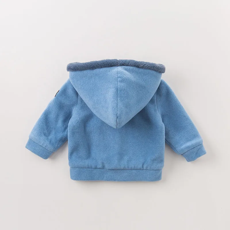 DB5975_0062_6Y3A4791