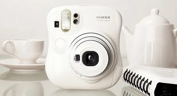 Fuji Fujifilm Instax Mini 25 мгновенная фотокамера-белый+ Fujifilm Instax Mini мгновенная белая пленка Edge 100