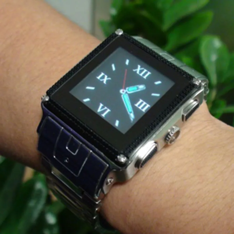 W818 IP67 Waterproof Android Smart Watch Phone