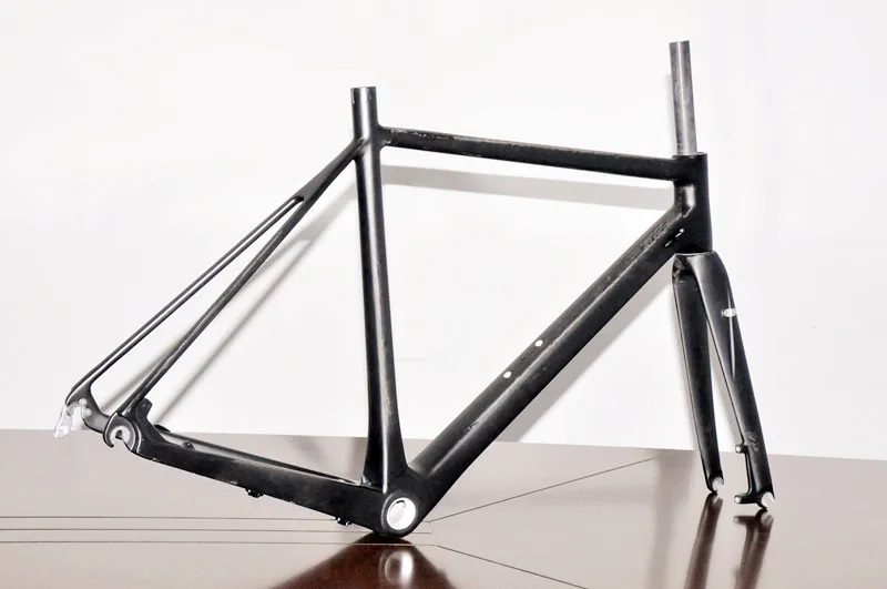 Sale OEM high quality and carbon disc road frame  cheapest  carbon road frame BSA or BB30 Racing bicycle FM166 for hot selling 1