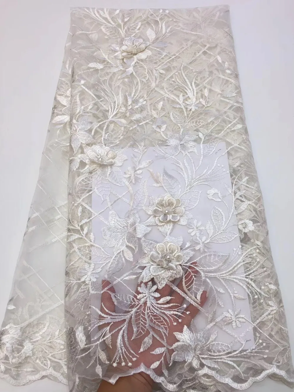 

New White African Net Lace Fabric 2019 High Quality Nigerian French Tulle With Beads Mesh 3D Flowers Lace Fabrics 5 Yards A1720