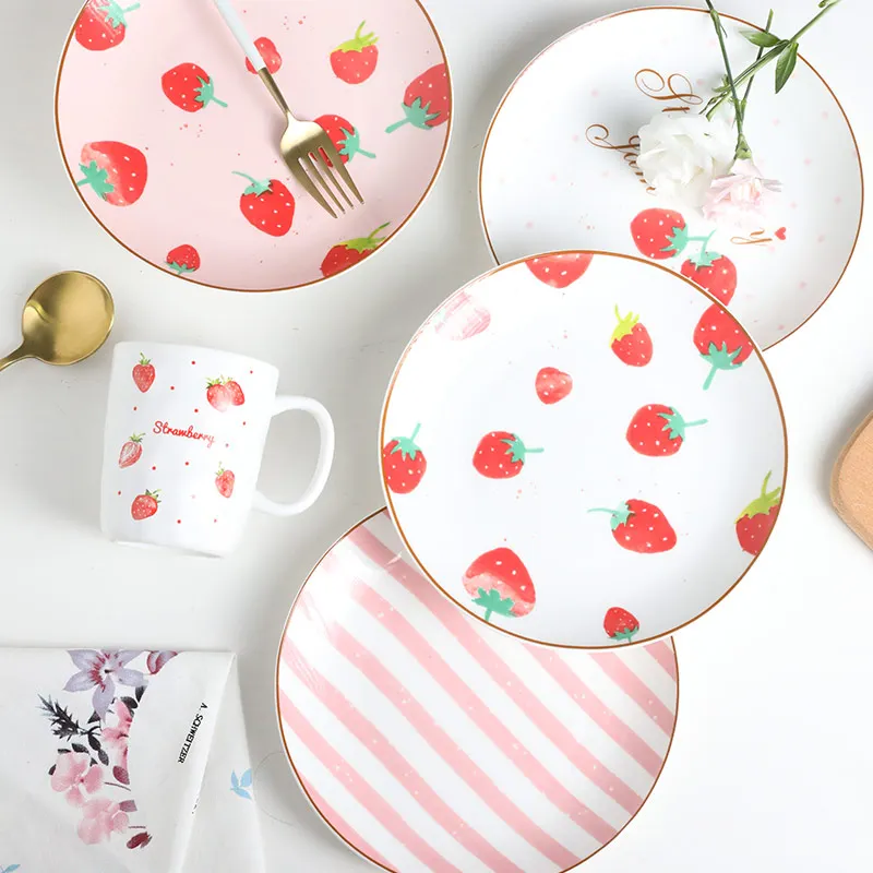 

Cute Ceramic Western-style Food Dish Creative Household Porcelain Strawberry Dish 8 Inch Steak Dish Tableware Cartoon Style