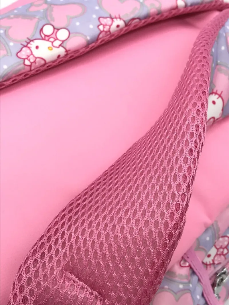 9123889272_2134046552
