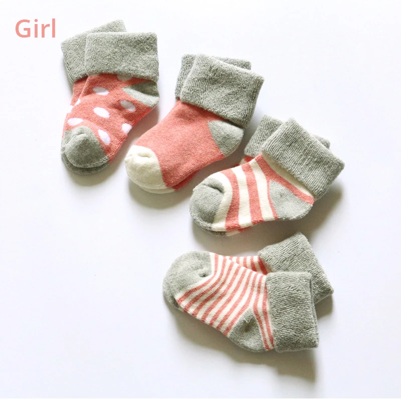 4 пар/лот, теплые зимние носки для малышей Милые Мягкие осенние носки для новорожденных девочек мягкие носки в полоску и горошек для новорожденных, обувь для новорожденного мальчика