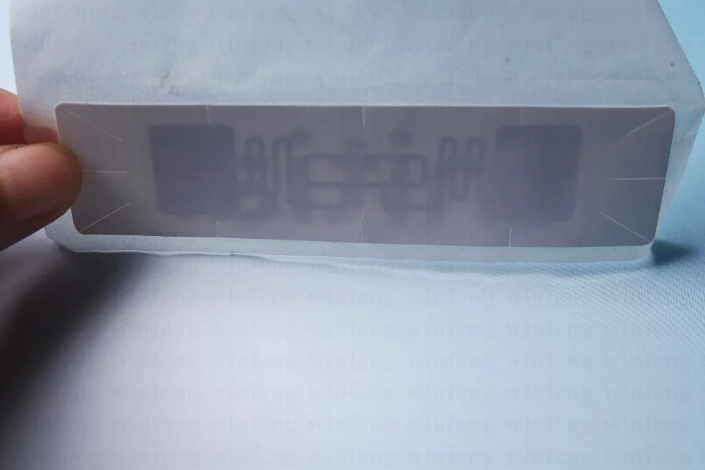 03213749