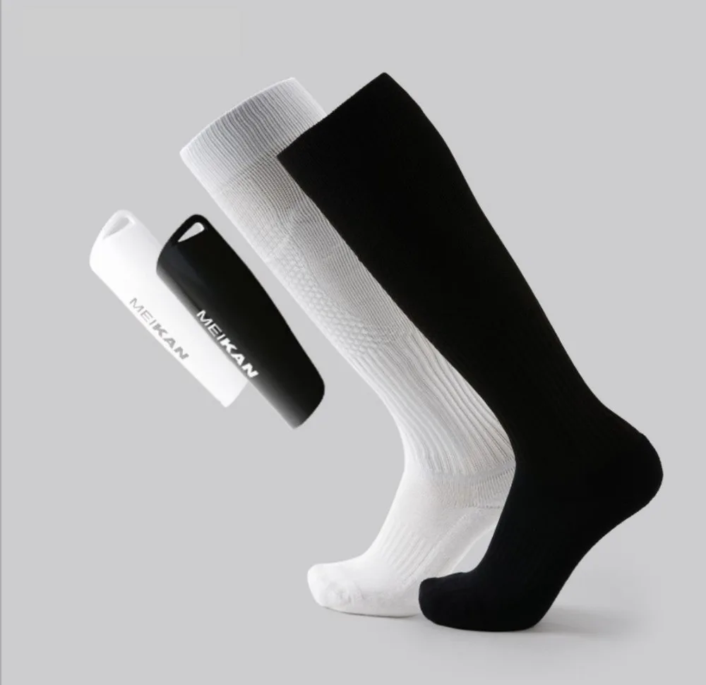 1 Pair New Professional CoolMax Mens Soccer Socks (39 42) With Shins