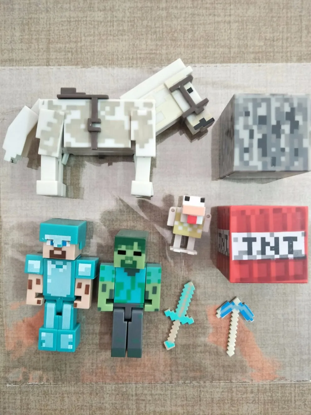 

Original Minecraft action figure Diamond armor Steve Alex Pig Zombie Cat Cow Ocelot Enderman Witch toy