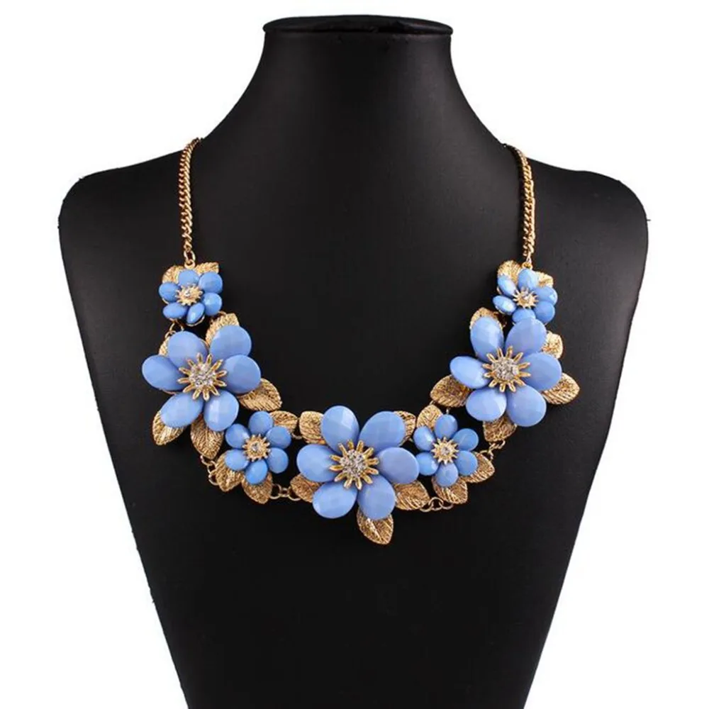 statement necklace (1)