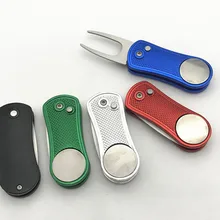 Горячий Divot инструмент с зубчиками с кнопкой Магнитный маркер мяча портативный складной мяч гольфклуба MCK99