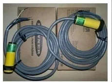 

FREE SHIPPING S18SN6R Pair shooting type photoelectric switch sensor