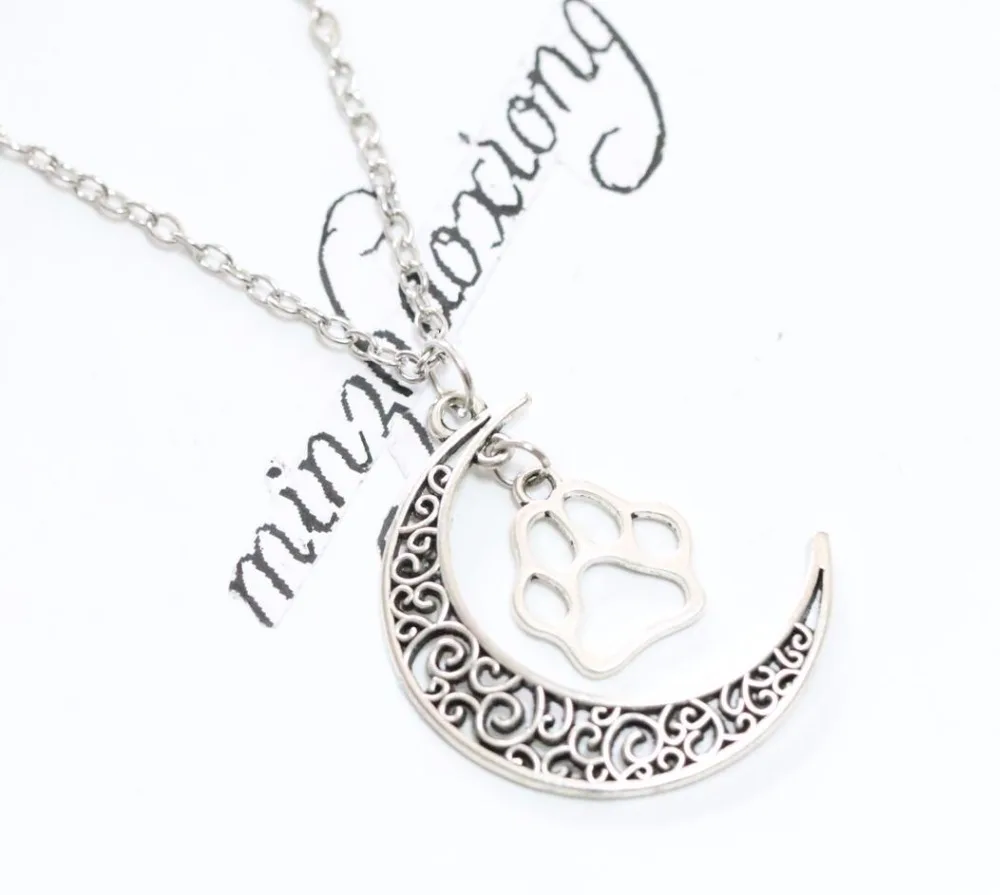 

New Fashion Vintage Antique Silver Crescent Moon & Paw prints Charms Pendant Chain Necklaces Women Gift 10PCS