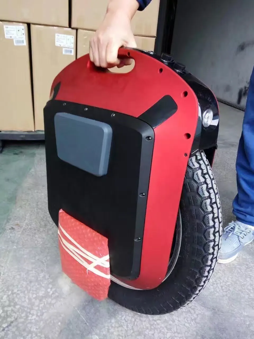 Flash Deal GotWay Monster 22" Titan 1600WH electric unicycle Outdoor body-building equipment 2000W motor battery life 100km+ Speed 55km/h+ 2 Flash Deal GotWay Monster 22" Titan 1600WH electric unicycle Outdoor body-building equipment 2000W motor battery life 100km+ Speed 55km/h+ 2