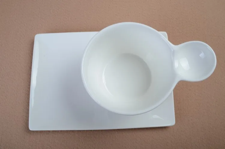 Модная керамическая сервировочная чаша с поддоном Фарфоровая столовая чашка с ручкой посуда для молока и овса, пудинга и мороженого