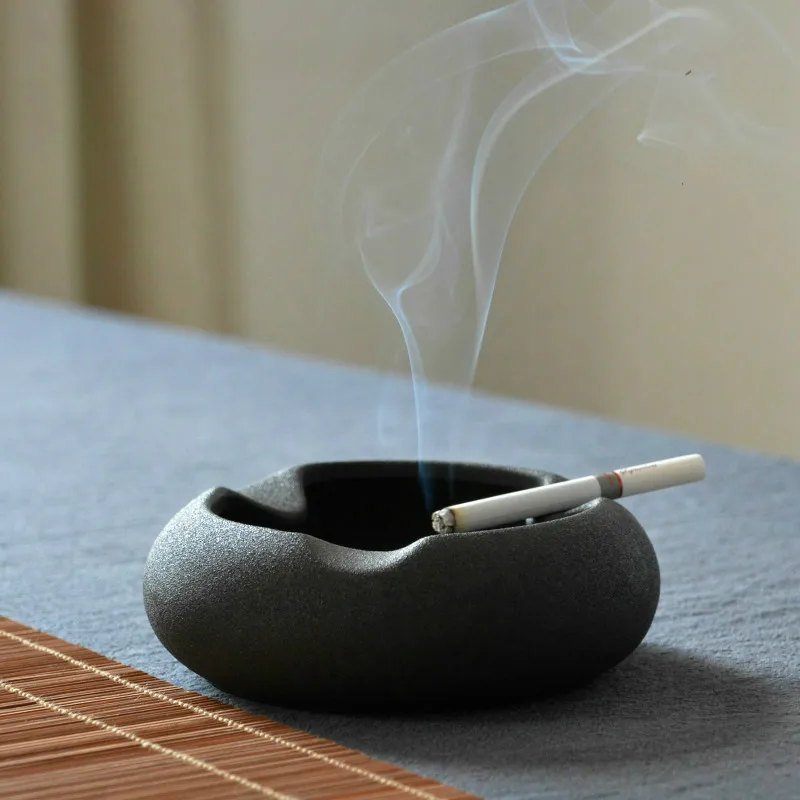 Creative modern coarse ceramic ashtray office coffee table living room
