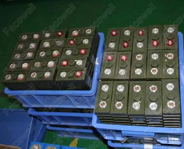 Мощность 3 2 v lifepo4 40ah литиевая перезаряжаемая батарея 100A для аккумуляторной