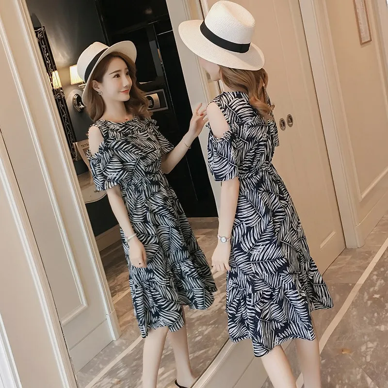 

Off-the-shoulder pregnant women dress summer Korean version of the wild high waist printed chiffon skirt breastfeeding skirt